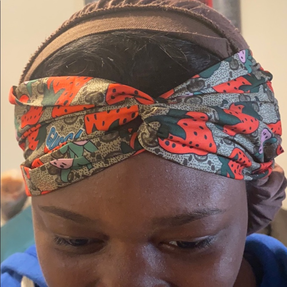 Gucci strawberry headband